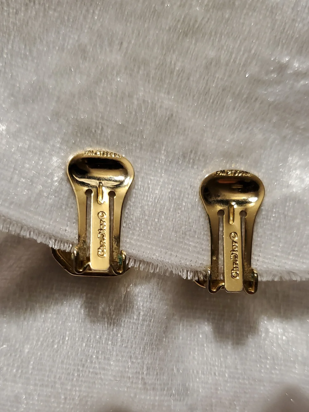 Vintage CHRISTIAN DIOR Signed CLIP ON GOLD BLACK ONYX Earrings